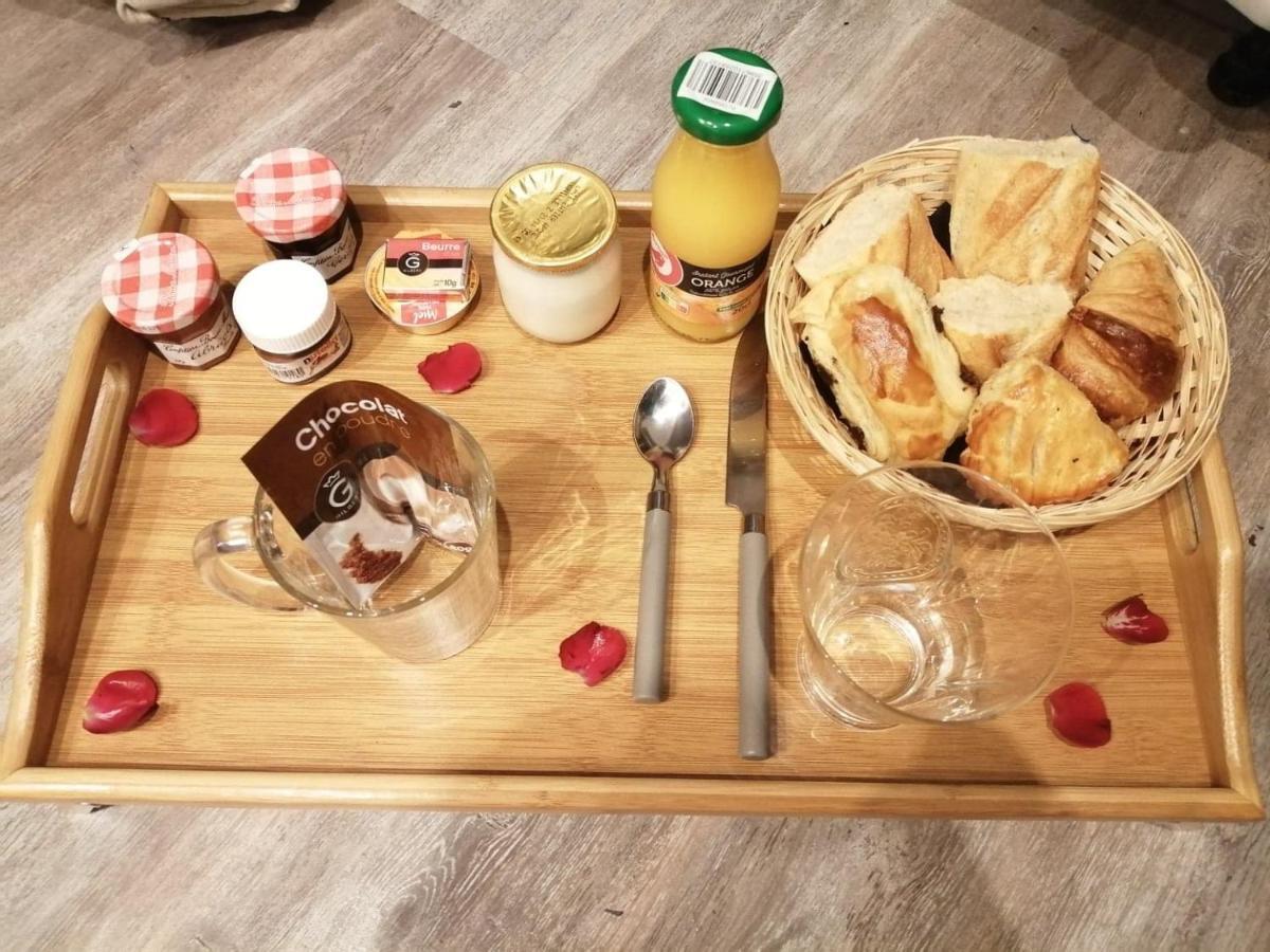 Bed and Breakfast Le Reve De Lily Les Vigneres Экстерьер фото